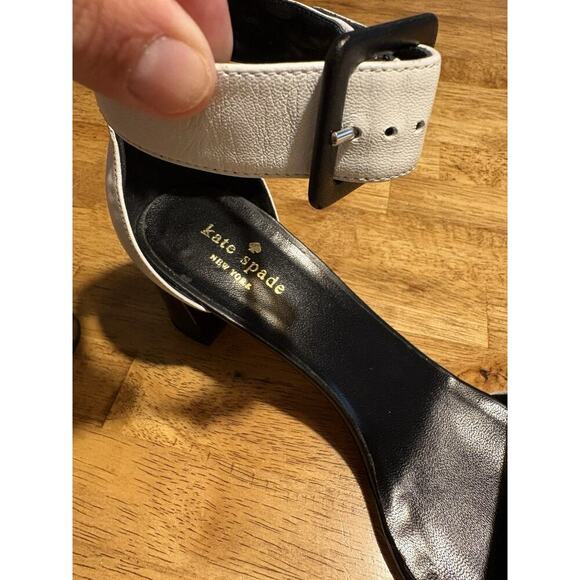 KATE SPADE Size 10 Strappy Open Toe Block Heel White and Black Quiet Luxury - Picture 7 of 14